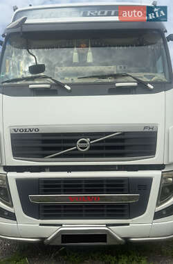 Тягач Volvo FH 13 2013 в Іршаві