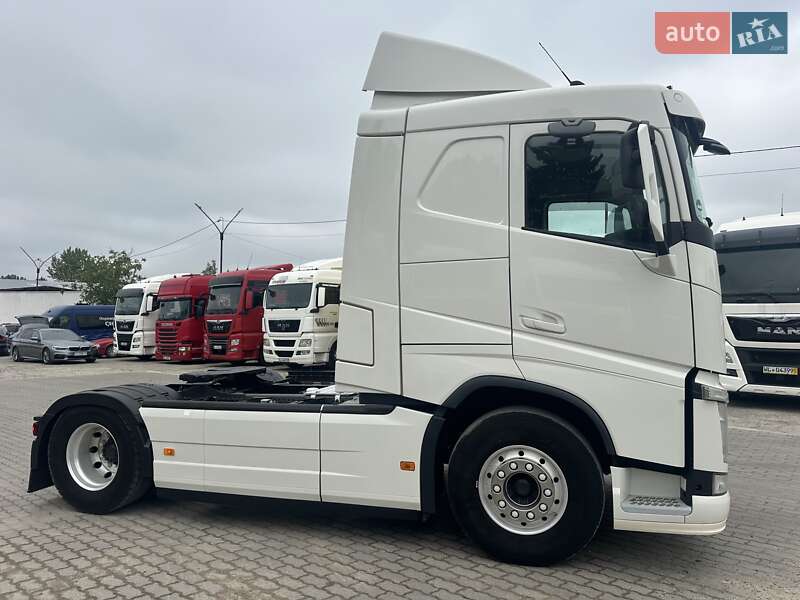 Тягач Volvo FH 13 2016 в Калуше фото 5 Тягач Volvo FH 13 2016 в Калуше