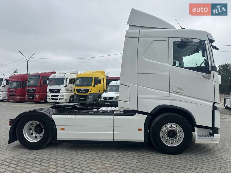 Тягач Volvo FH 13 2016 в Калуше фото 10 Тягач Volvo FH 13 2016 в Калуше
