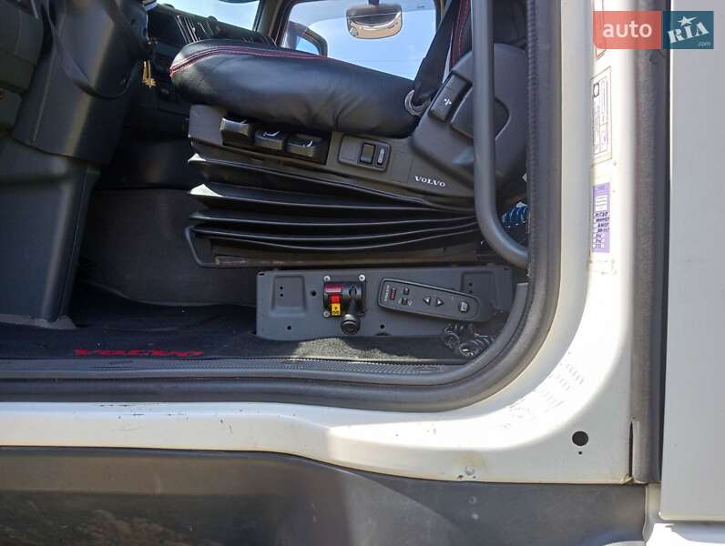 Тягач Volvo FH 13 2008 в Чернигове