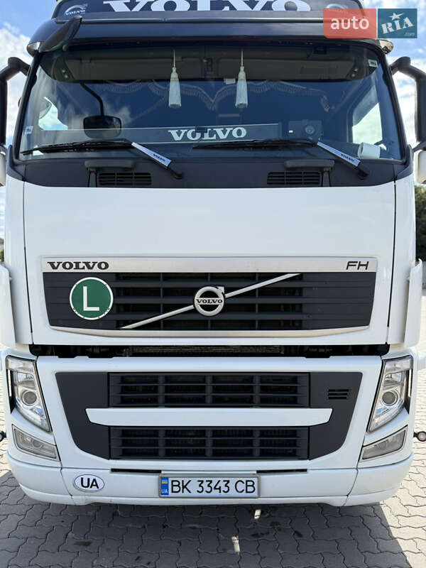 Тягач Volvo FH 13 2011 в Сарнах