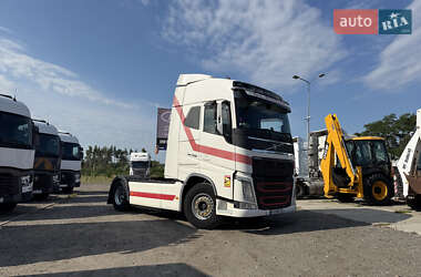 Тягач Volvo FH 13 2015 в Киеве