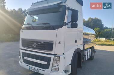 Цистерна Volvo FH 13 2011 в Житомирі