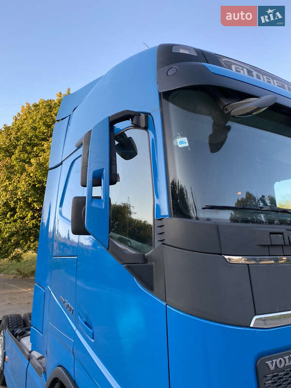 Тягач Volvo FH 13 2014 в Рівному фото 21 Тягач Volvo FH 13 2014 в Рівному