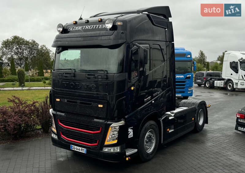 Тягач Volvo FH 13 2015 в Луцке