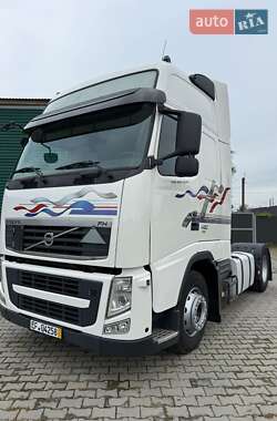 Тягач Volvo FH 13 2011 в 