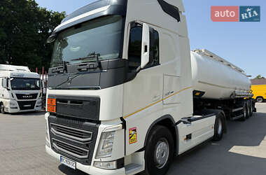 Тягач Volvo FH 13 2015 в Львове