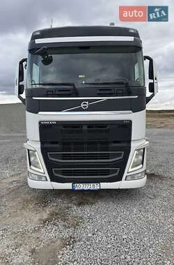 Тягач Volvo FH 13 2015 в  фото 2 Тягач Volvo FH 13 2015 в