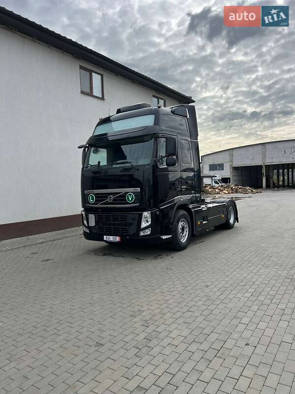 Тягач Volvo FH 13 2012 в Тячеві