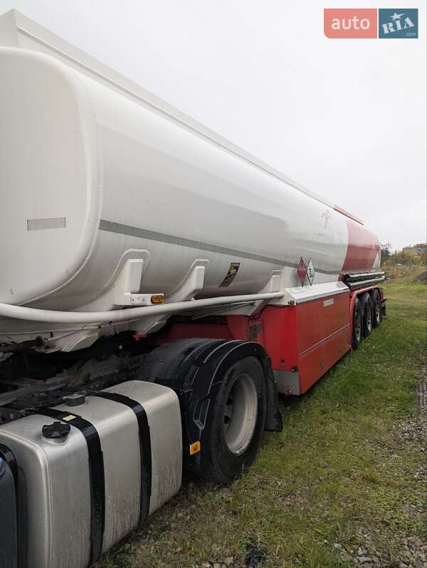 Бензовоз Volvo FH 13 2011 в Долине