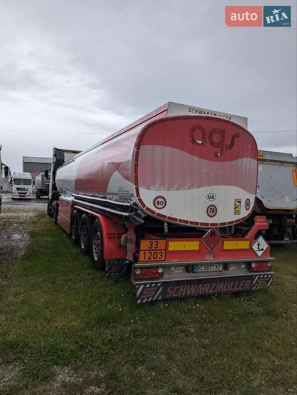 Бензовоз Volvo FH 13 2011 в Долине