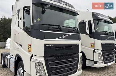 Тягач Volvo FH 13 2019 в  фото 2 Тягач Volvo FH 13 2019 в