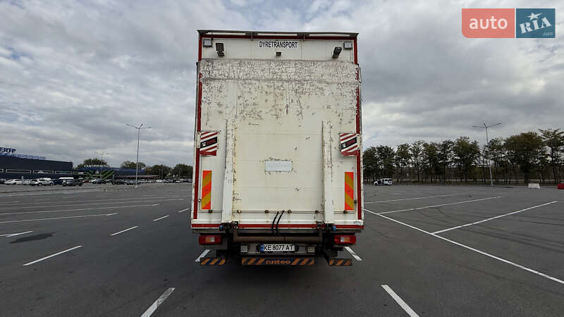 Для перевезення тварин Volvo FH 13 2012 в Дніпрі