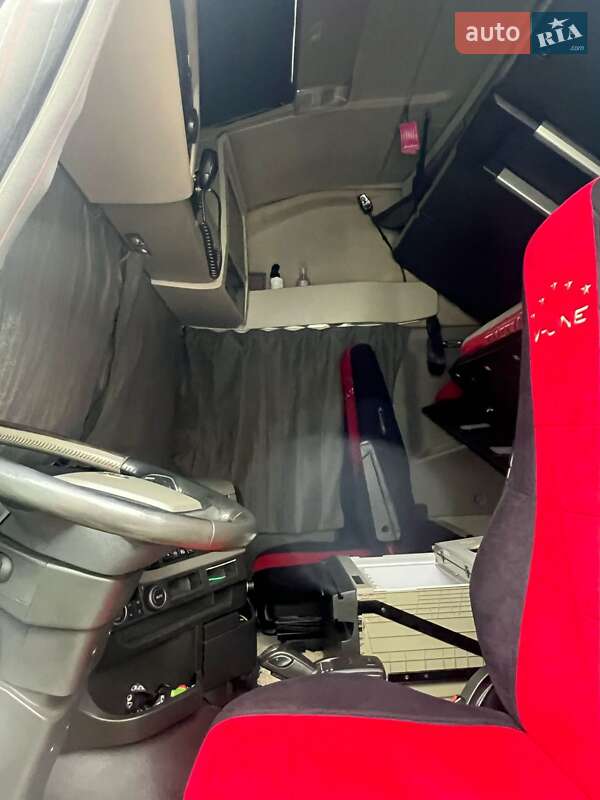 Тягач Volvo FH 13 2014 в Киеве фото 3 Тягач Volvo FH 13 2014 в Киеве