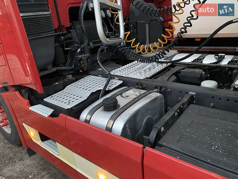 Зерновоз Volvo FH 13 2014 в Обухове