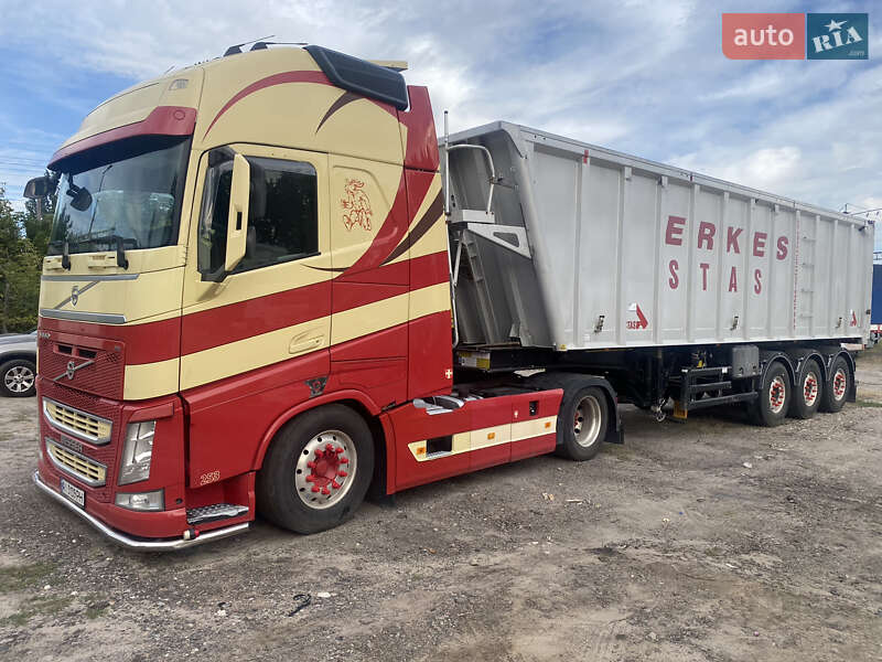 Зерновоз Volvo FH 13 2014 в Обухове