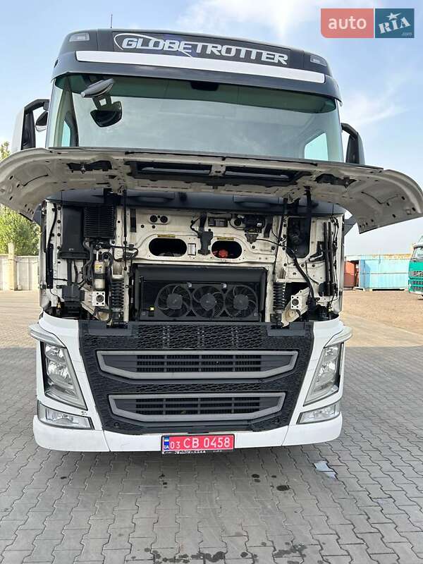 Тягач Volvo FH 13 2015 в Луцьку фото 12 Тягач Volvo FH 13 2015 в Луцьку