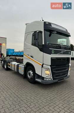Контейнеровоз Volvo FH 13 2021 в Луцьку