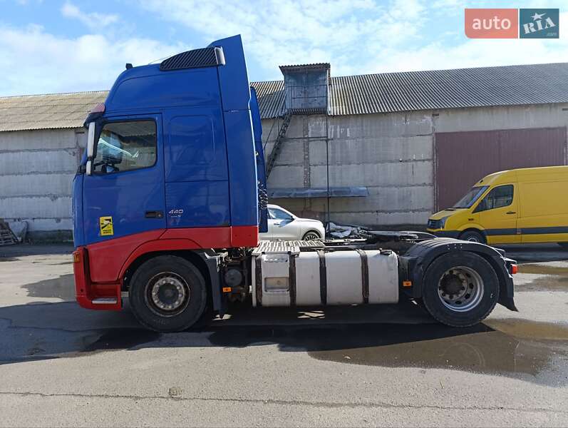 Тягач Volvo FH 13 2007 в Луцке