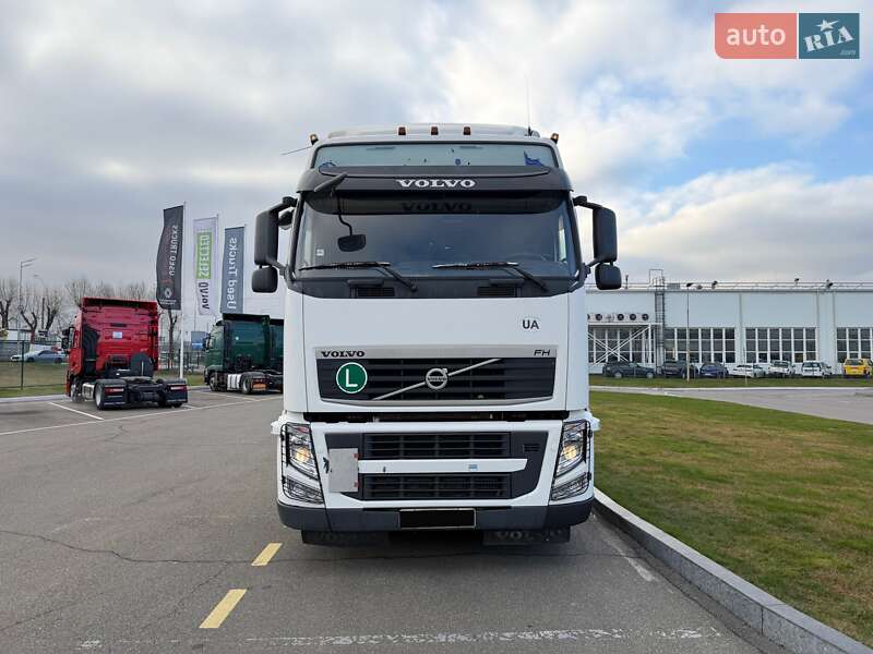 Тягач Volvo FH 13 2014 в Киеве