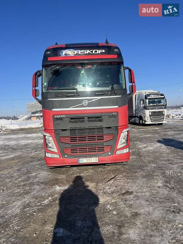 Тягач Volvo FH 13 2015 в Львове