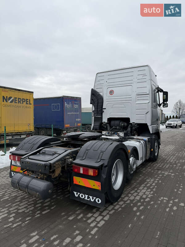 Тягач Volvo FH 13 2013 в Тячеве