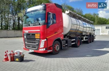 Тягач Volvo FH 13 2015 в Шептицькому