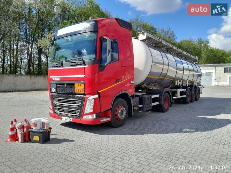 Тягач Volvo FH 13 2015 в Шептицькому фото Тягач Volvo FH 13 2015 в Шептицькому