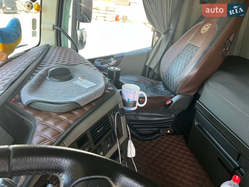 Тягач Volvo FH 13 2015 в Іршаві