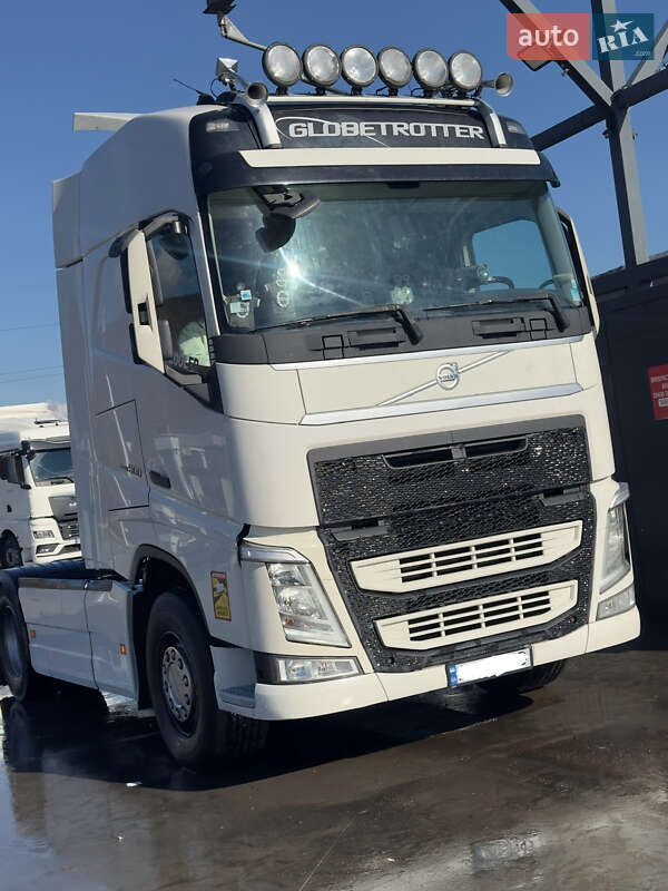 Тягач Volvo FH 16 2014 в Ужгороде