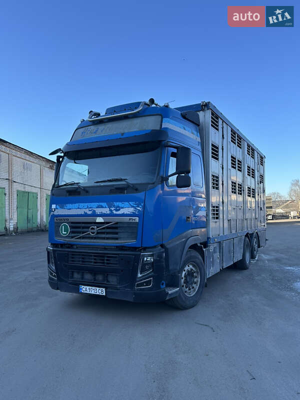 Для перевезення тварин Volvo FH 16 2011 в Первомайську