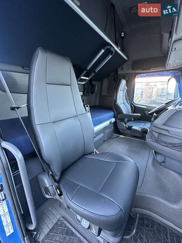 Для перевезення тварин Volvo FH 16 2011 в Первомайську