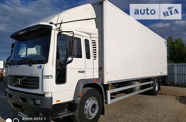 Вантажний фургон Volvo FL 6 2004 в Житомирі