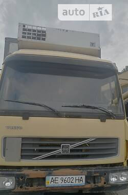 Рефрижератор Volvo FL 6 2003 в Днепре