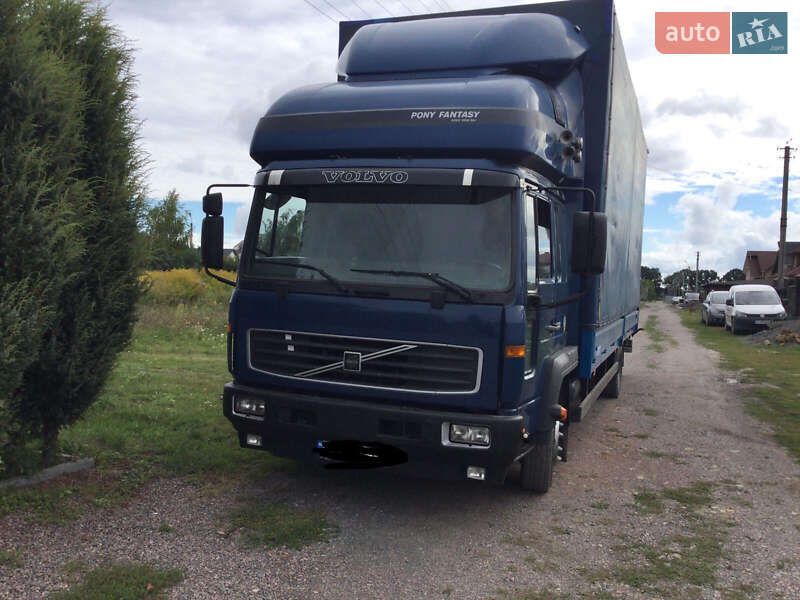 Тентованый Volvo FL 6 2003 в Ужгороде