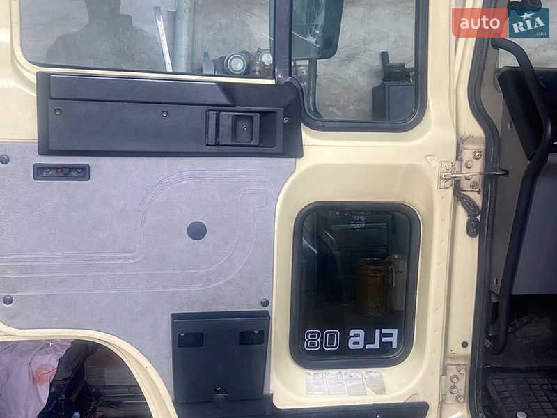 Эвакуатор Volvo FL 6 1999 в Хмельницком