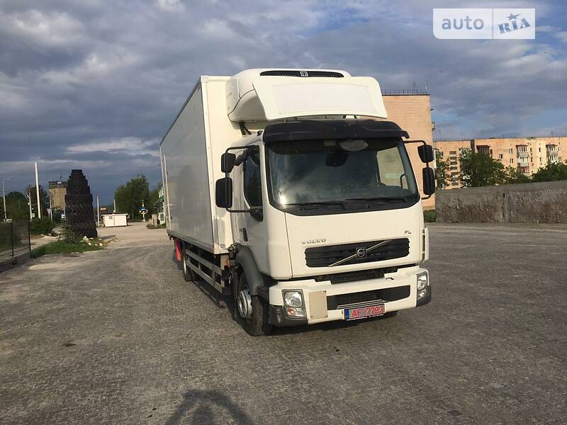 Рефрижератор Volvo FL 7 2012 в Кременці