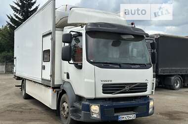 Рефрижератор Volvo FL 7 2012 в Хмільнику