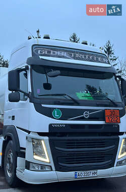 Бензовоз Volvo FM 11 2014 в Мукачевому