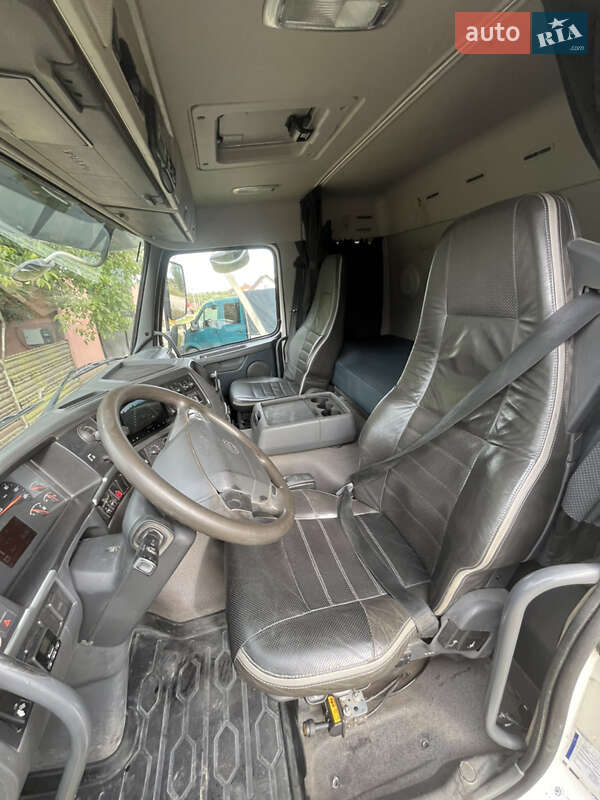 Самосвал Volvo FM 11 2011 в Камне-Каширском