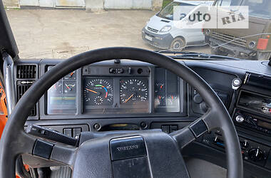 Кран-манипулятор Volvo FM 12 2001 в Виннице