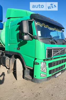 Бензовоз Volvo FM 12 2012 в 