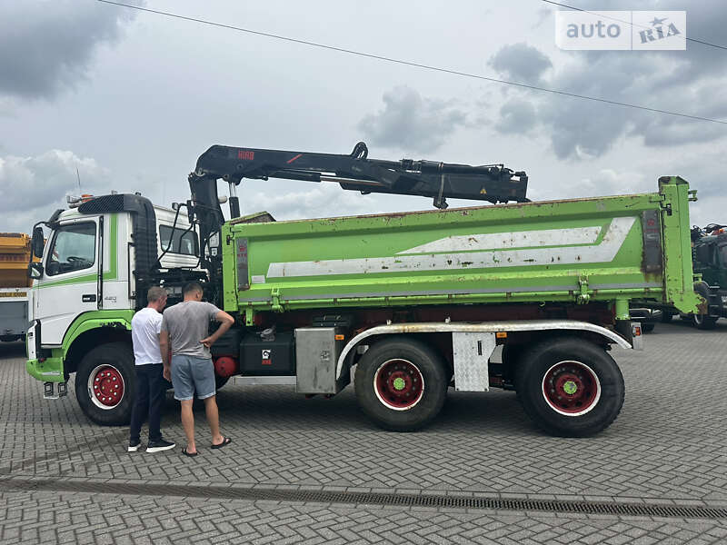 Самоскид Volvo FM 12 2011 в Львові