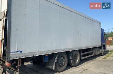 Грузовой фургон Volvo FM 12 2002 в 