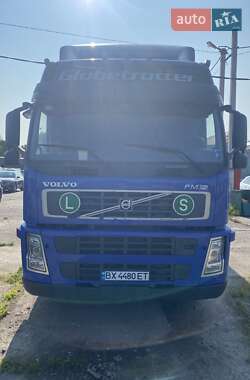 Грузовой фургон Volvo FM 12 2002 в 