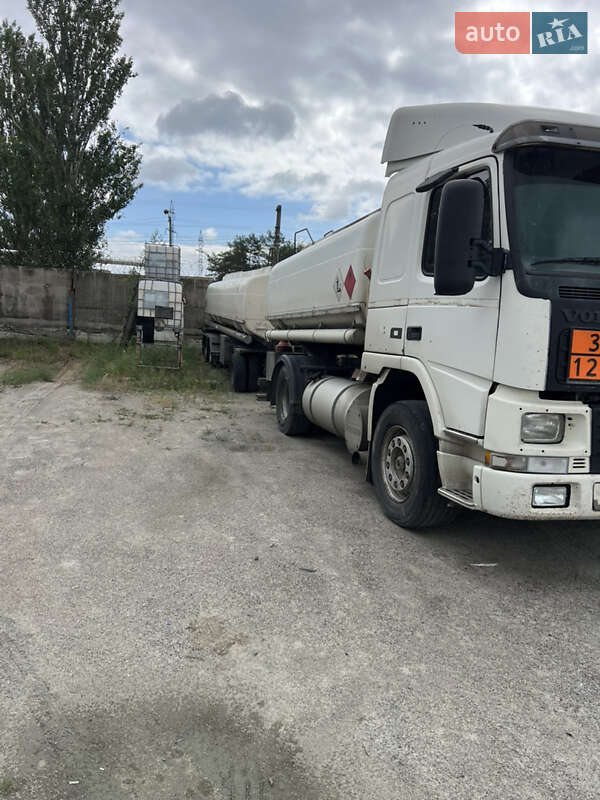 Цистерна Volvo FM 12 1999 в Днепре