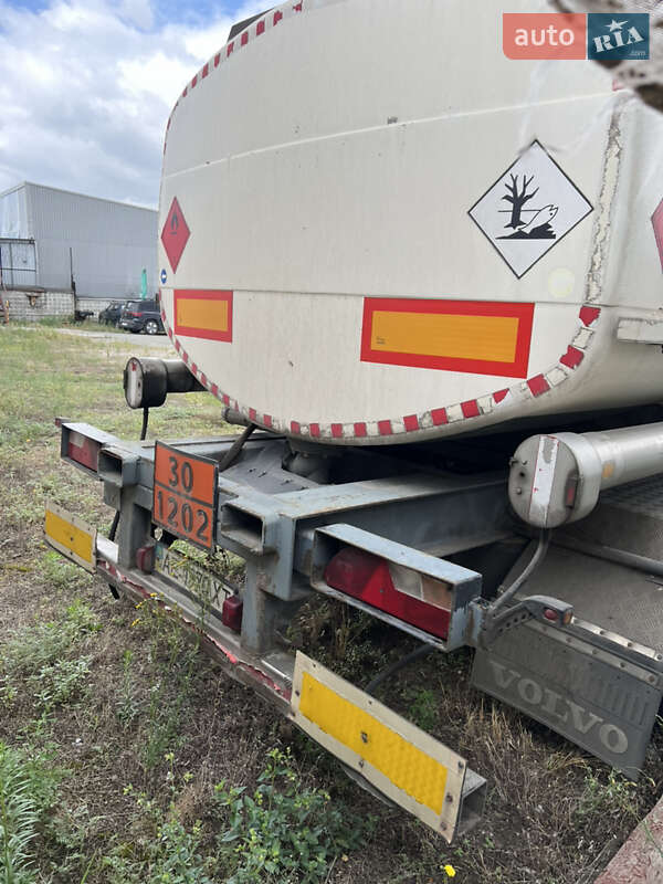 Цистерна Volvo FM 12 1999 в Днепре