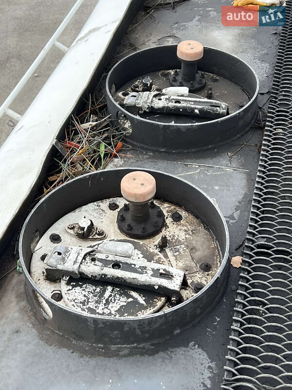 Цистерна Volvo FM 12 1999 в Днепре