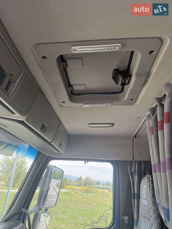 Кран-маніпулятор Volvo FM 12 2007 в Тячеві