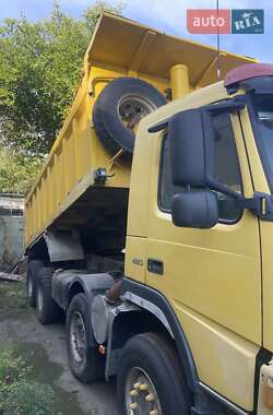 Самосвал Volvo FM 12 2004 в 